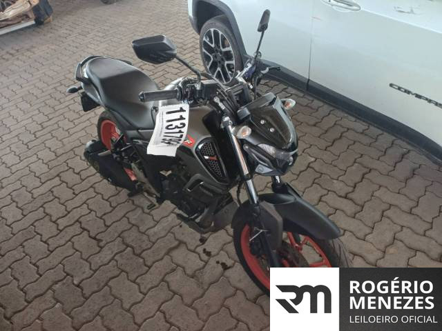 YAMAHA FZ15 2025